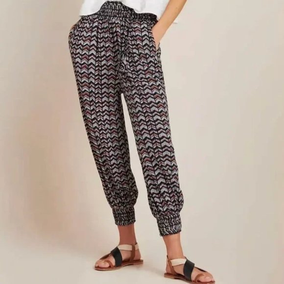 Anthropologie Pants - Anthropologie Geometric Patterned Joggers!